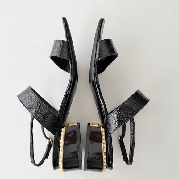 Chanel CC Sandal Black Patent Pearl Gold Flat Block Heel Size 40 Classic Chic - Picture 7 of 13